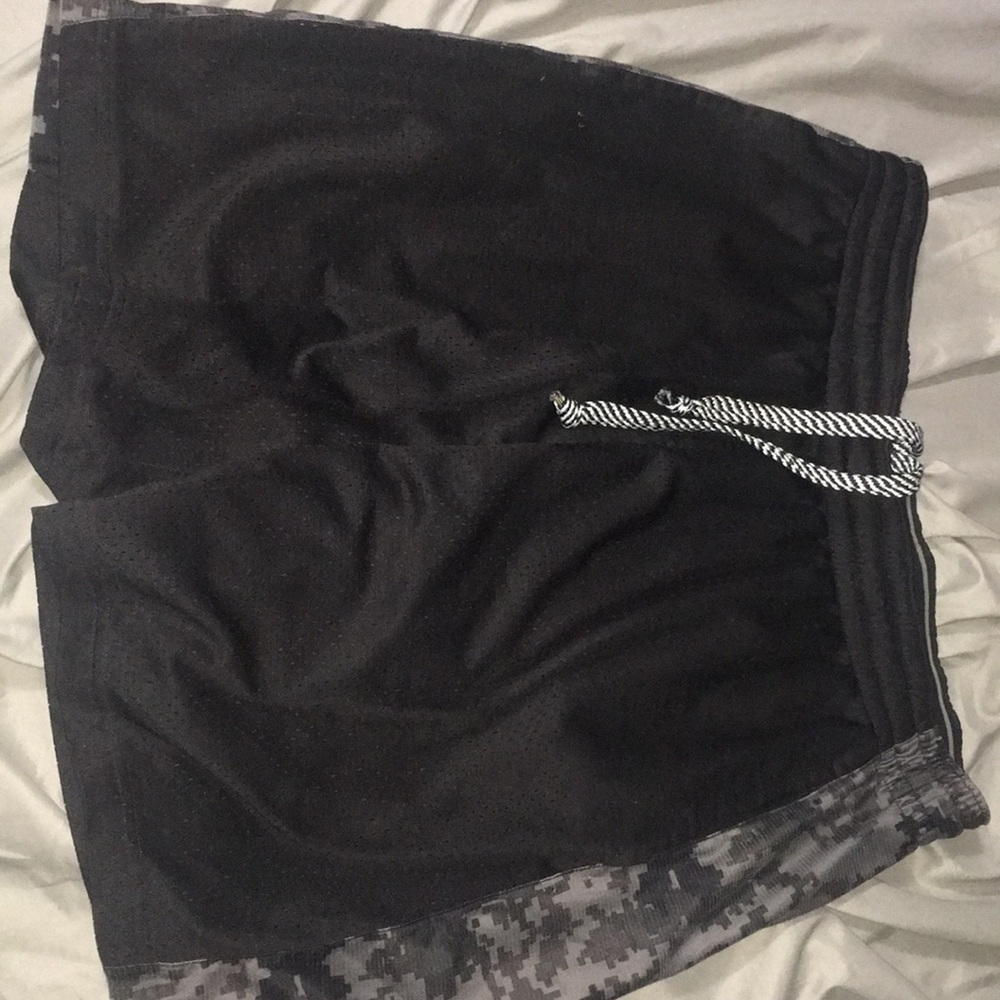 mesh athletic basketball shorts
